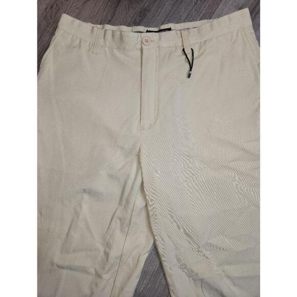 Mike Weir | Golf Pants | Mens | Size 36 - Picture 5 of 5